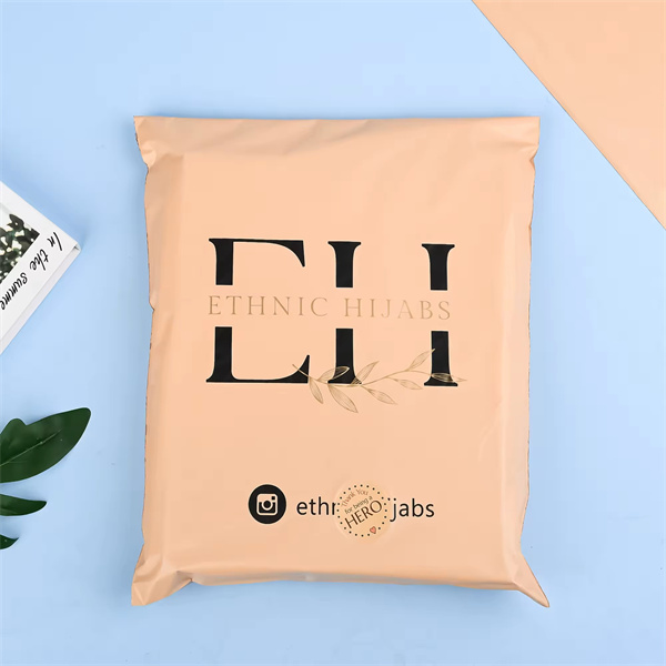Say Goodbye to Messy Shipping! Choose Plastic Bags for Mailing Clothes