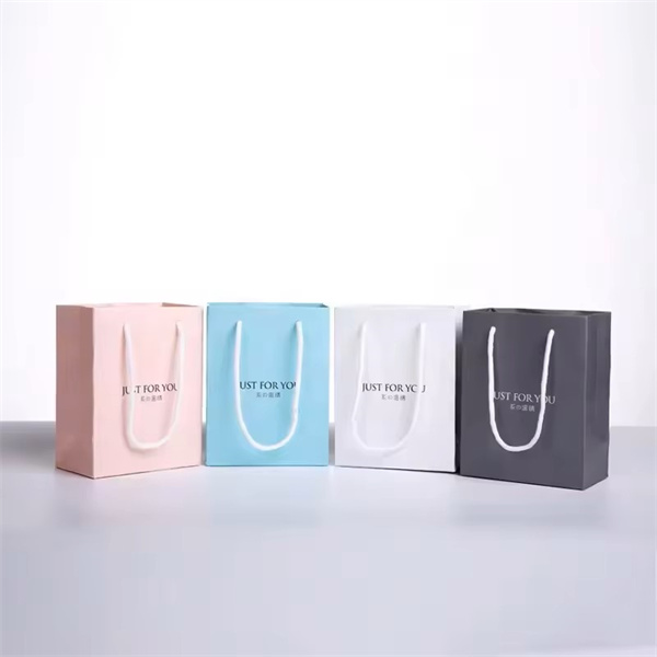 Small Gift Bags for Every Occasion
