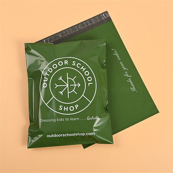 Stand Out in the Crowd with Eye-Catching Custom Poly Mailers