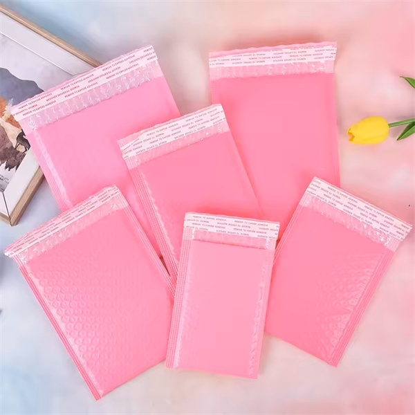 Secure your packages with mailer bubble envelopes, no tape needed.