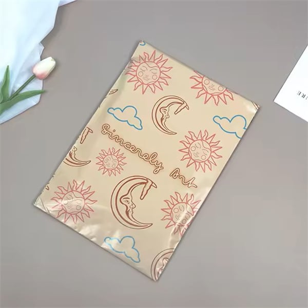 Pevný design chrání obsah během dopravy.