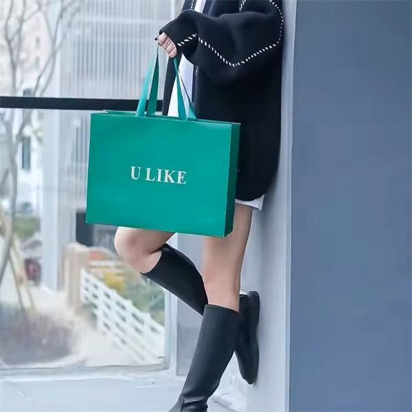 The perfect shopping companion