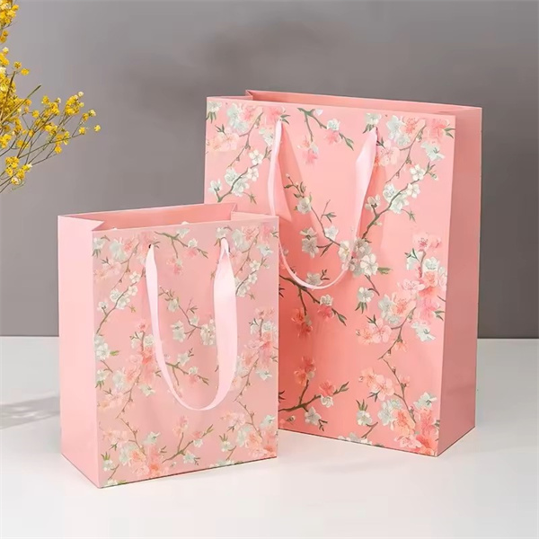Quick and Easy Gift Bag Solutions