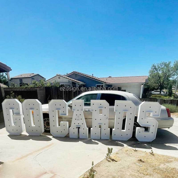 giant 3d letters-0