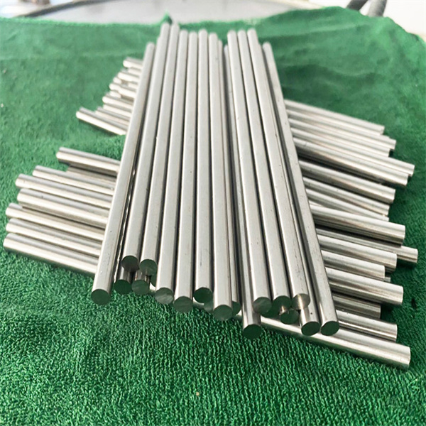 8mmステンレス鋼ロッドを使用する：
