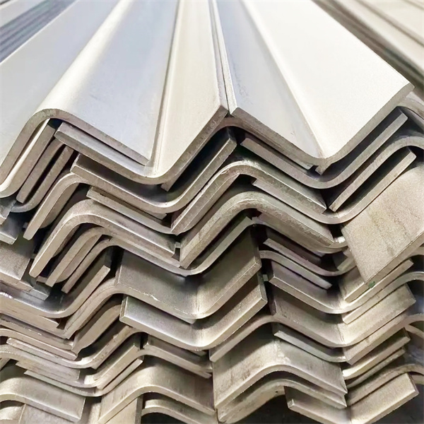 How 2 x 2 Angle Iron can enhance your designs?