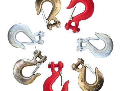 How Can Snap Hooks Be Used in Safety Harness Systems?