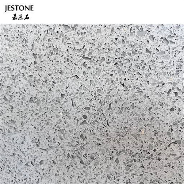 Vytvořte Úchvatný Kontrast pomocí Glitter White Sparkle Quartzových Desek