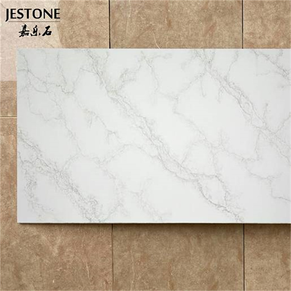 Přeměňte svůj prostor pomocí kvartzu Stratus White