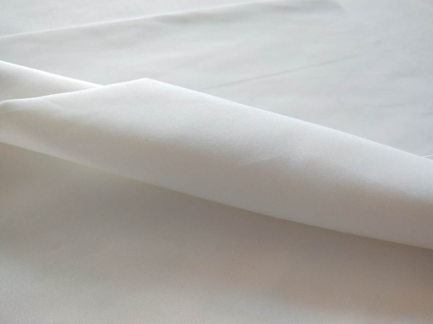Hot sale Thobe Fabrics spun Polyester Fabric for Arabia muslim for middle East details