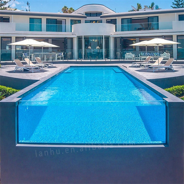 Why Custom Swimming Pool Designers Choose Acrylic For Luxurious Pools
