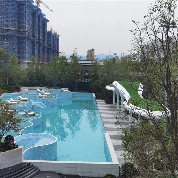 Easy to Install and Maintain Acrylic Pool Panels