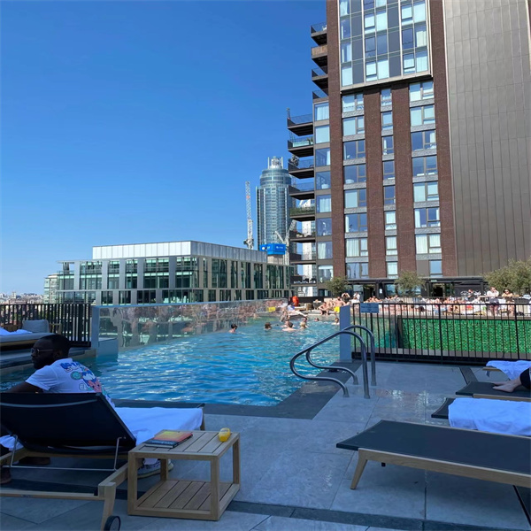 Factors that impact acrylic pool window pricing