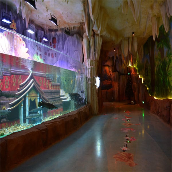 The Final Touch - Customizing an Aquarium