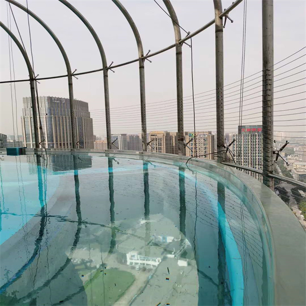 The factors that affect the cost of acrylic pool panels.
