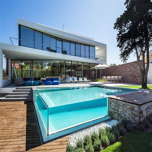 A cost-effective choice for a modern and sleek pool design