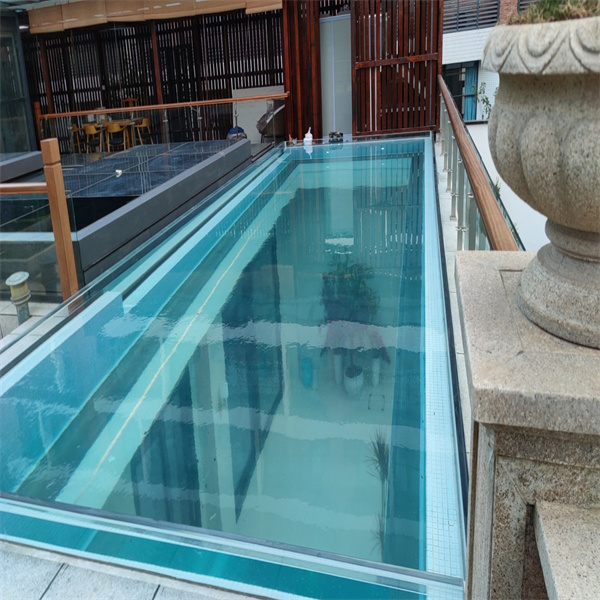 Comparing acrylic pool panel prices from different manufacturers.