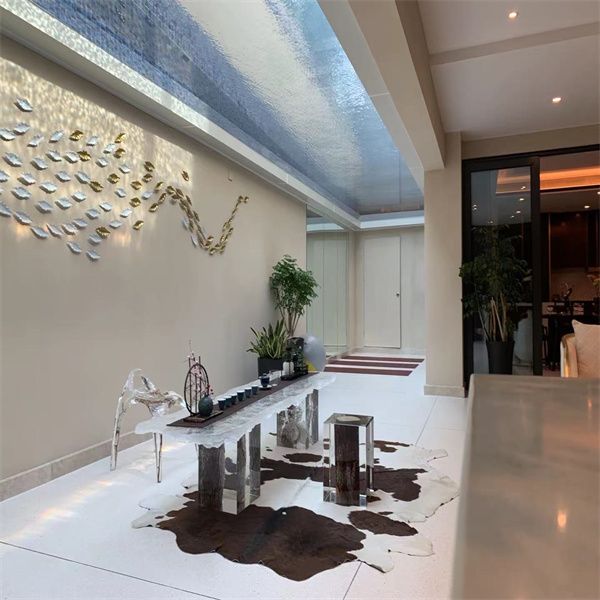Creant piscines impressionants que milloren qualsevol propietat comercial