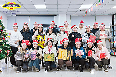 LAUDTECのチームイベントでクリスマスを祝おう！