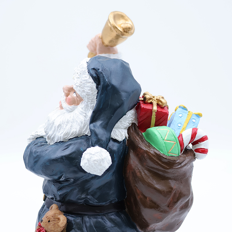 OEM Custom Christmas decor new resin crafts miniature Santa Claus figurine ornaments tabletop sculpture manufacture