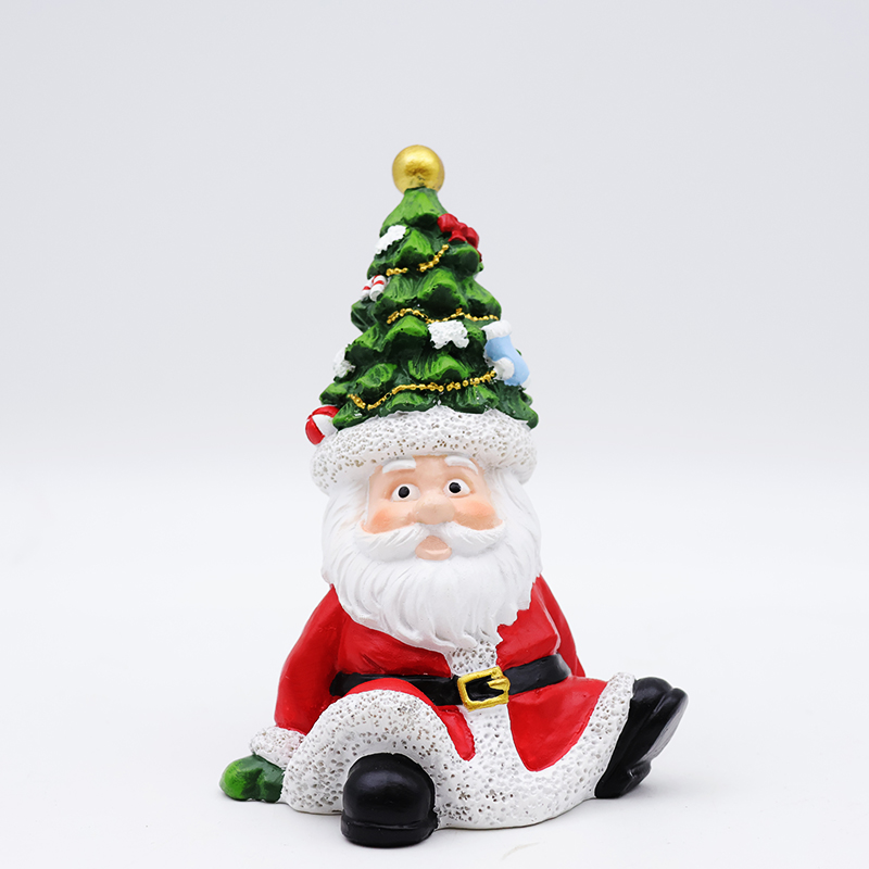 Christmas statue decor cute resin Santa Claus seated figurine factory