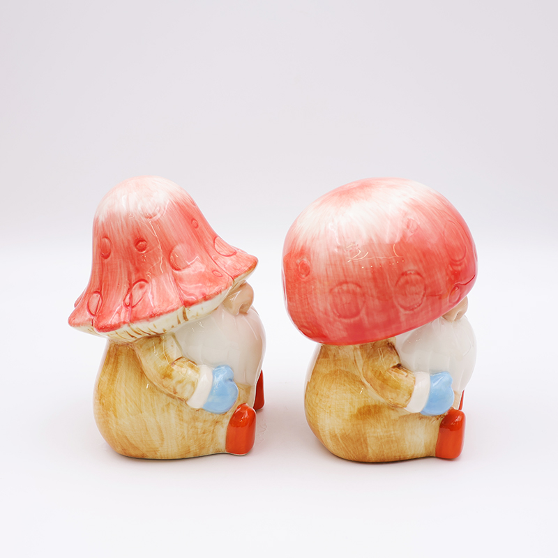 OEM Custom new christmas home decor cute 3d figure statue ceramic mushroom gnome figurine ornaments gift manufacture