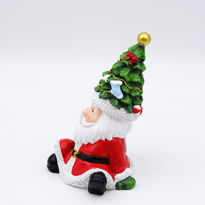 Christmas statue decor cute resin Santa Claus seated figurine manufacture