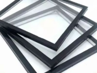 What Makes Painted Glass a Versatile Choice for Interior Decor