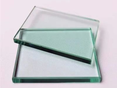 What Makes Tempered Glass Essential for Safety in Modern Mirror Designs
