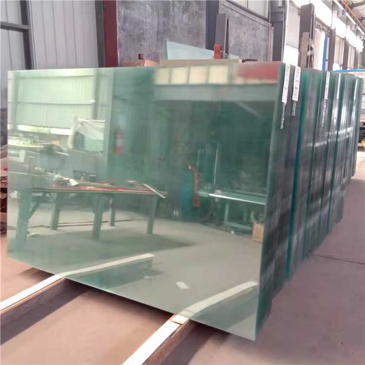 Stand out from the competition with our top-notch standing mirrors