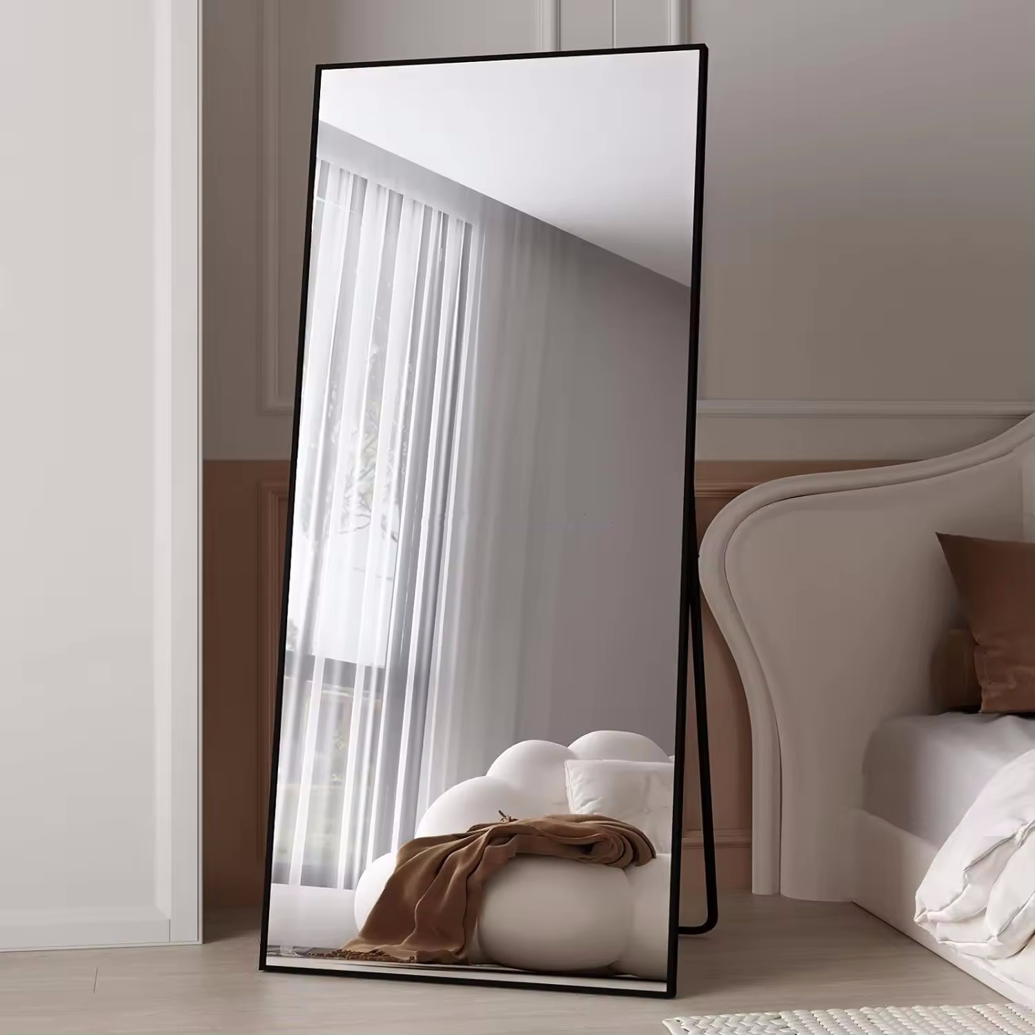 The Latest Trends in Frameless Full-Length Mirrors for Modern Homes