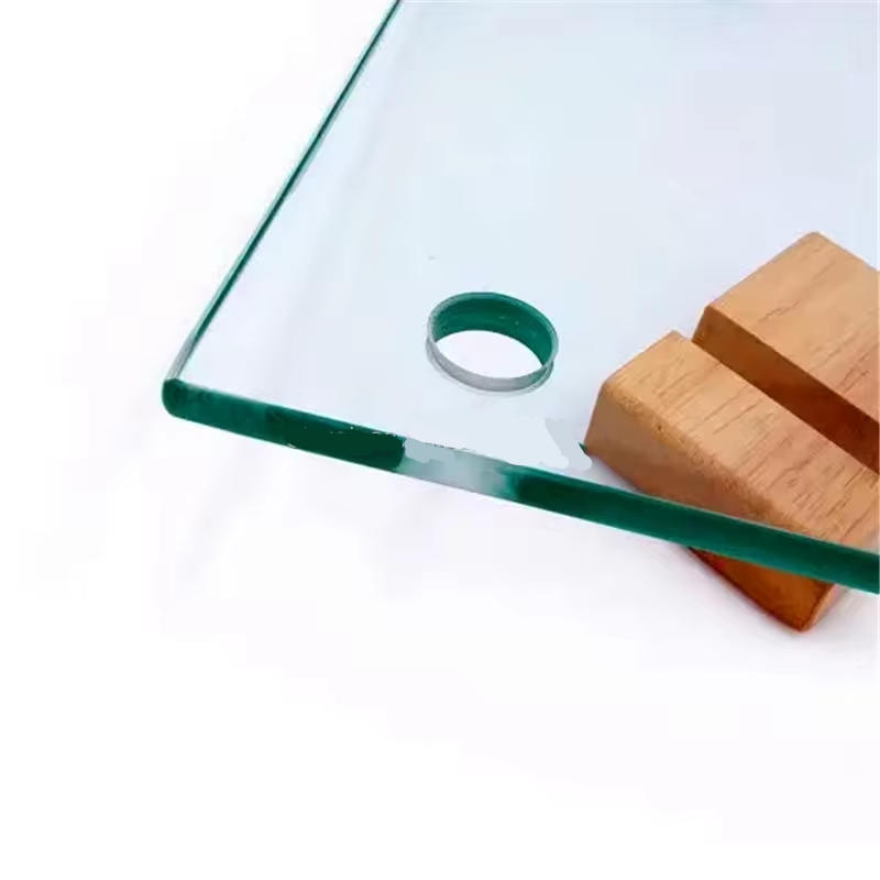 Enhancing natural light with a long glass mirror