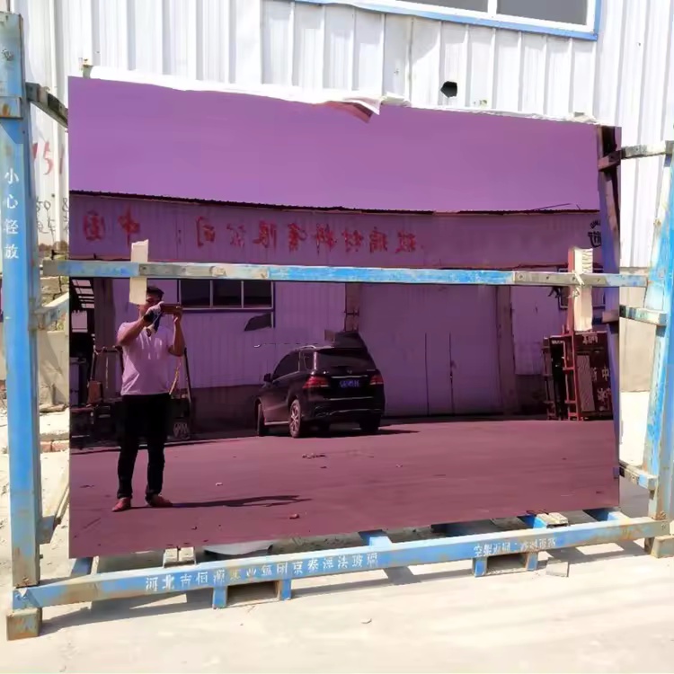 Fast and reliable shipping to ensure your glass mirror panels arrive on time