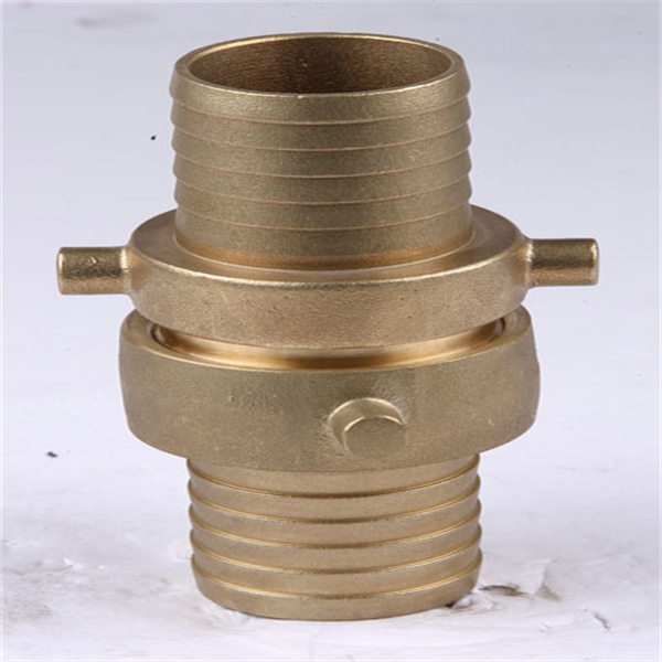 How fire hydrant couplings help firefighters battle blazes