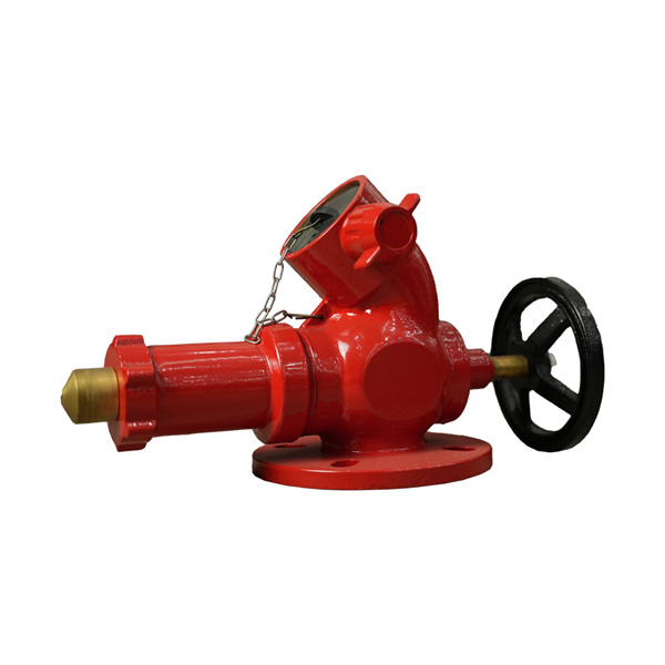 Versatile nozzle for different fire scenarios