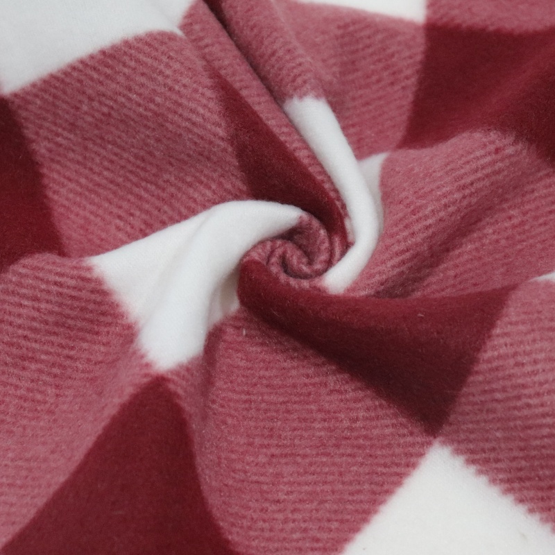 Red And White Stripes Printing Polar Fleece Fabric factory