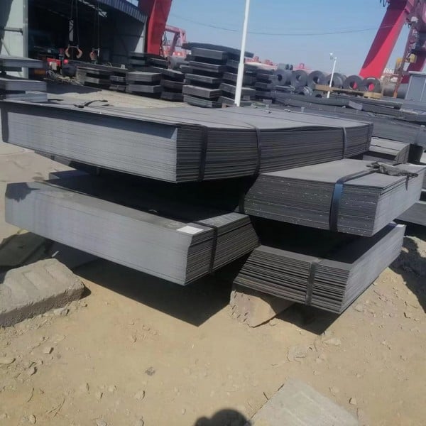 Applications of Hot Rolled Steel Sheet in Manufacturing