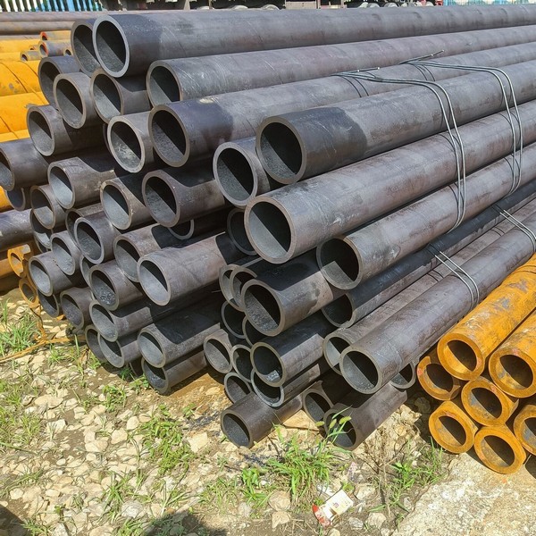 مزايا اختيار أنابيب الصلب ذات القطر الكبير لاحتياجات البناء الخاصة بك