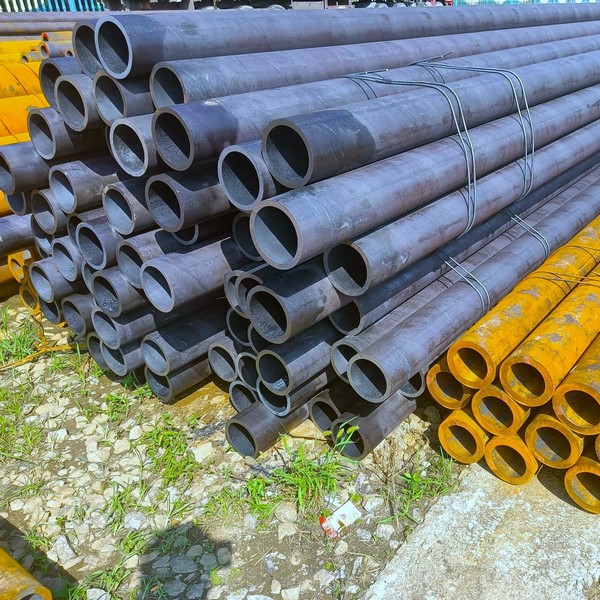 galvanized pipe fabrication process from raw steel to finished product