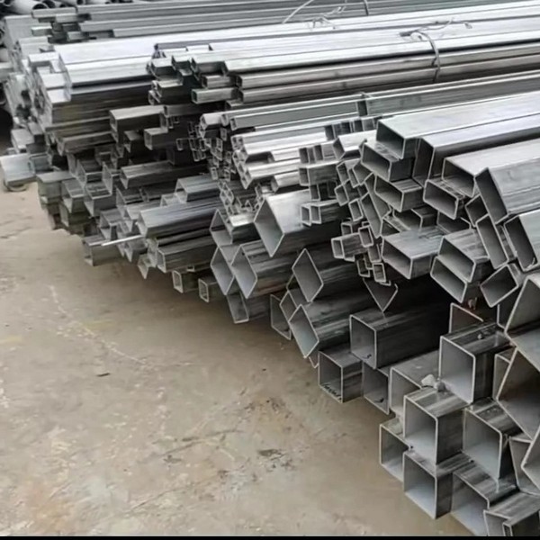 galvanized pipe compatibility with threaded and welded connections