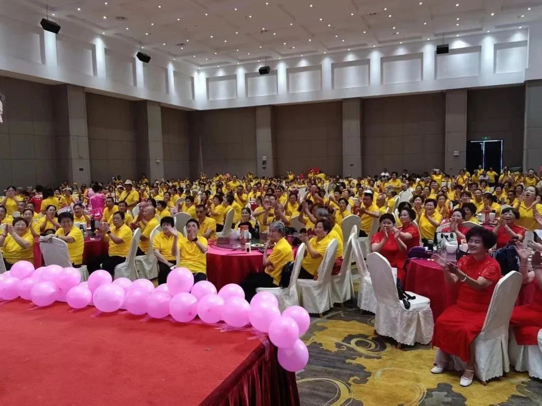 Congratulations to the 16th anniversary celebration of the Zunyi Branch of Beijing Beehall to complete the end of the celebratio