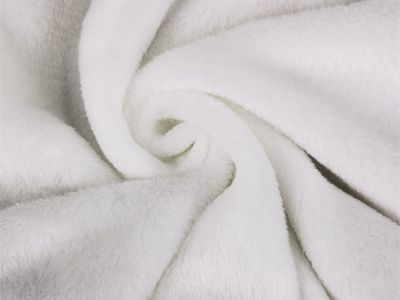 Verschiedene Arten von Minky-Stoff: Smooth, Dot und Luxe erklärt