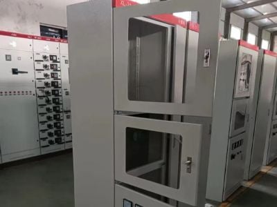 Armoires basse tension de haute qualité pour une distribution d'énergie fiable