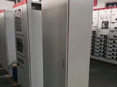 Découvrez des armoires basse tension avancées pour une performance optimale