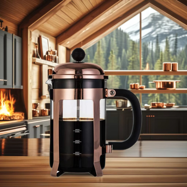 Lleva tus Granos de Café Favoritos a Cualquier Lugar con una Práctica Prensa para Termo