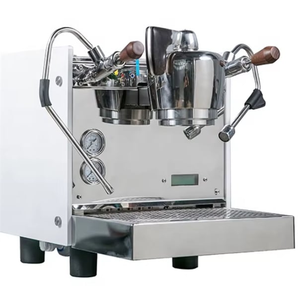 The Coffee Maker Your Cafe Needs to Impress.