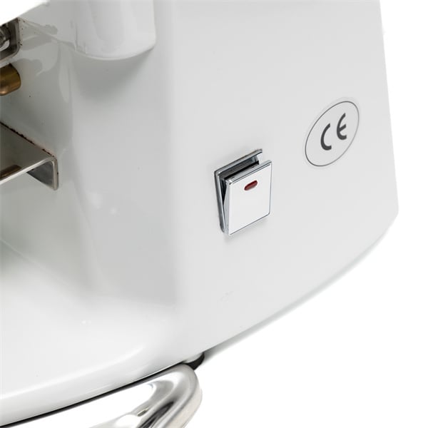 Experimenta el verdadero sabor del café fresco con este versátil molinillo eléctrico pequeño.