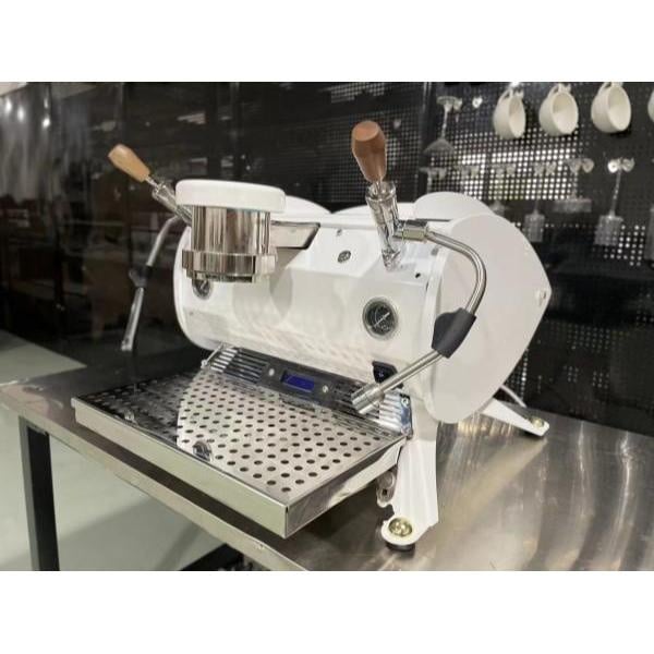 Descubra as máquinas de espresso comerciais mais inovadoras e eficientes do mercado
