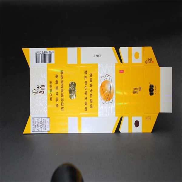 Drive sales and loyalty with our superior tobacco plain packaging offerings