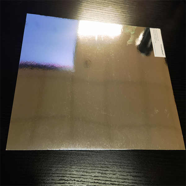 Choose silver glossy paper for a touch of elegance in your packaging solutions